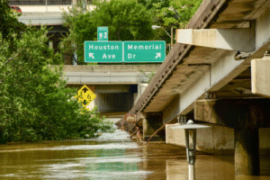 https://www.istockphoto.com/photo/flooding-in-houston-after-hurricane-beryl-2024-gm2162106800-582517215