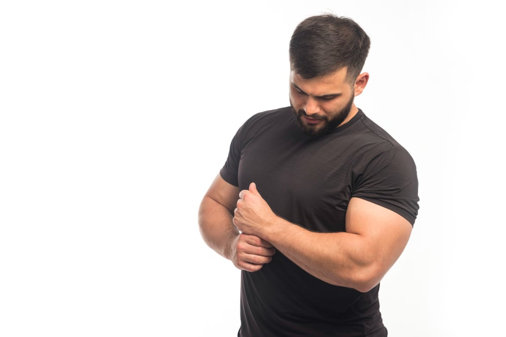 Non-Surgical Elbow Treatment in Hyderabad — Effective & Safe Care