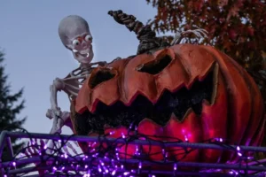 Haunted wagon rides at Bethel Woods during the Peace, Love & Pumpkins Halloween event