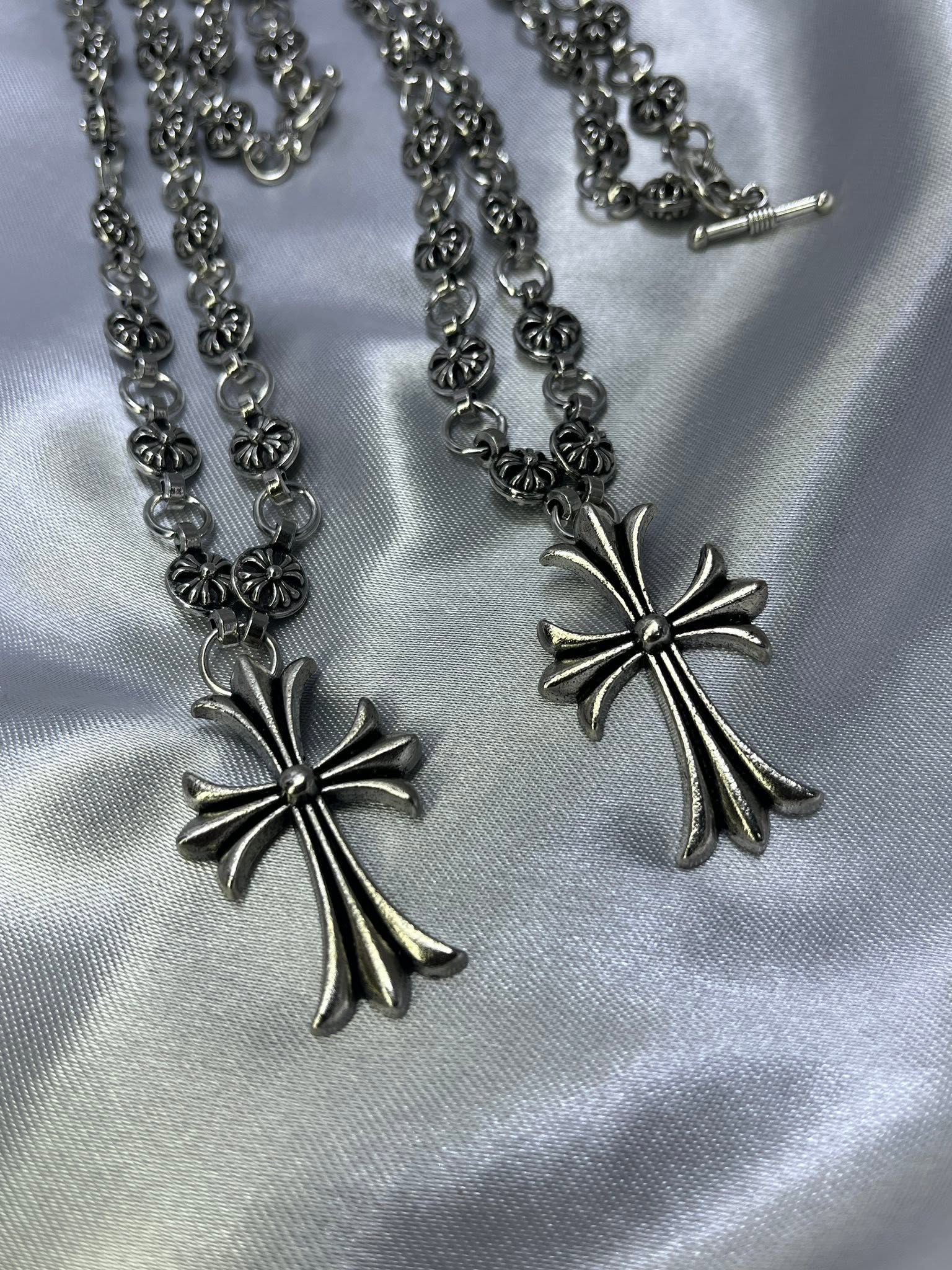chrome hearts rings
