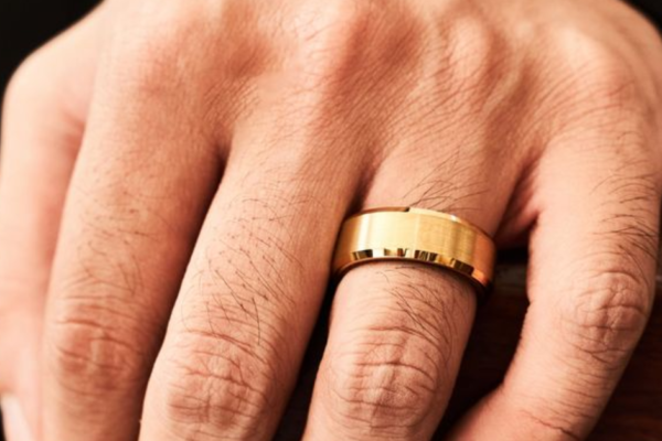 gold wedding bands