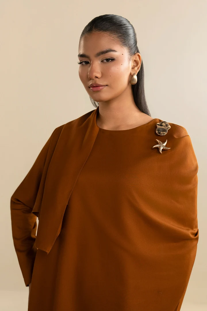 Solid dresses for women in a simple Pakistani style