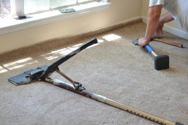 Professional Carpet Stretching Services