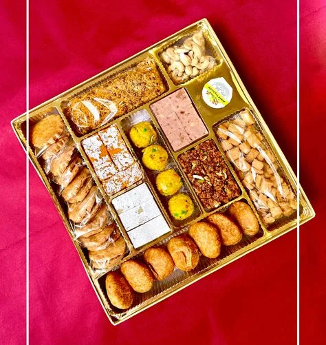 mithai boxes (1)