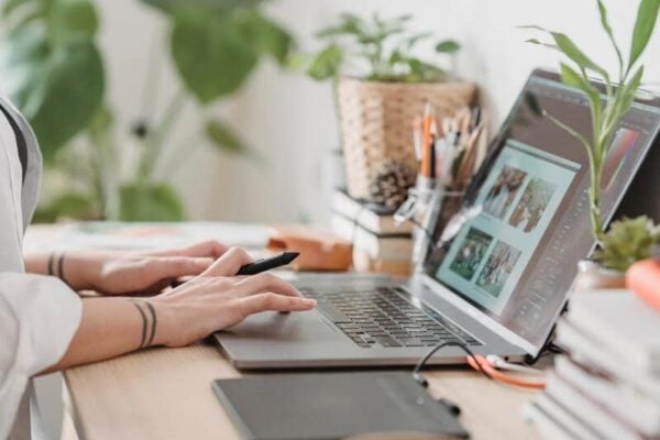 SixLakes Consulting